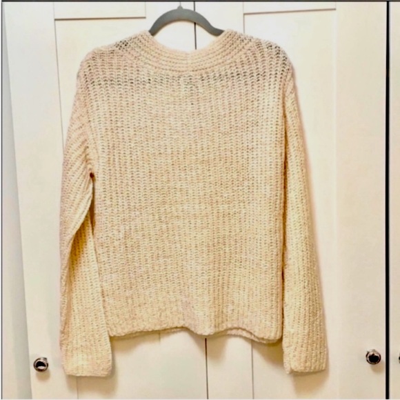 Cream V Neck Knit Sweater Pullover Sz XS NEW! FIRM PRICE! - Picture 2 of 4